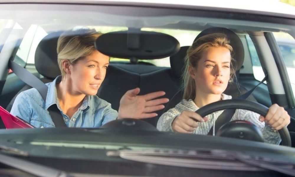 Automatic vs Manual Driving Lessons
