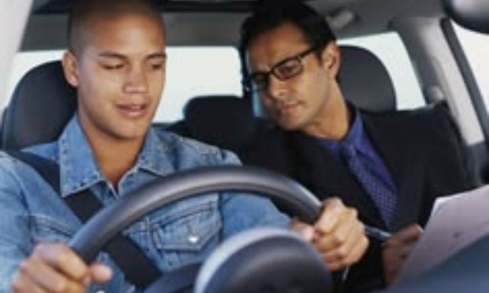 How Many Hours of Driving Before Test UK? What Learners Really Need